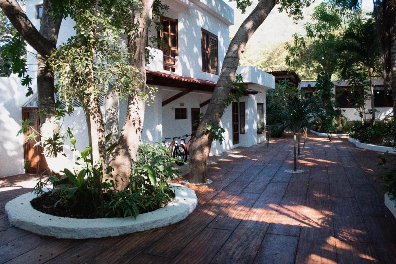 Casa Faro Bed & Breakfast Troncones Exterior photo